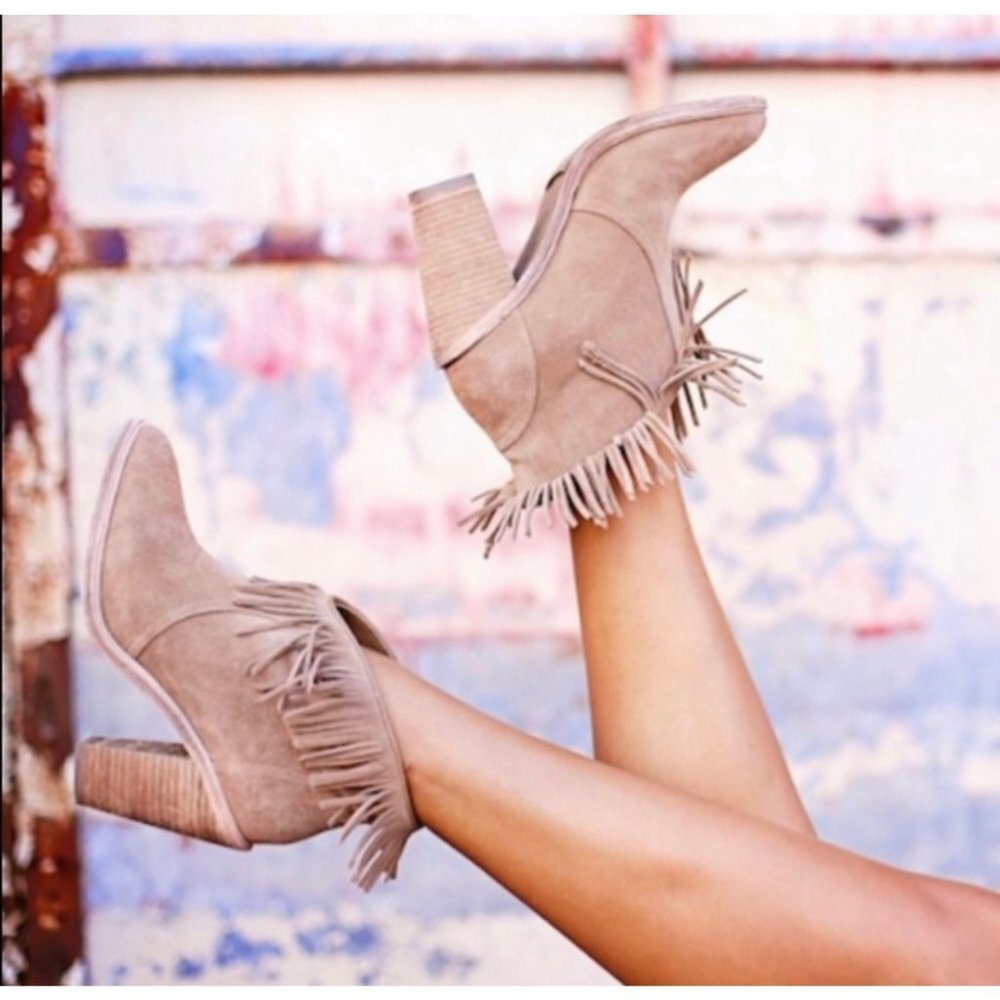 Joie Loren Fringe Suede Tan Ankle Boots - Picture 11 of 11